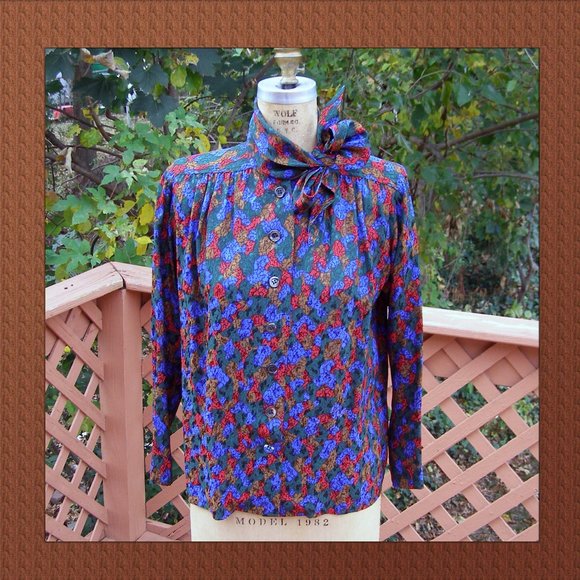 Yves Saint Laurent Tops - 🗼💖 RARE Yves Saint Laurent Silk blouse Size 38